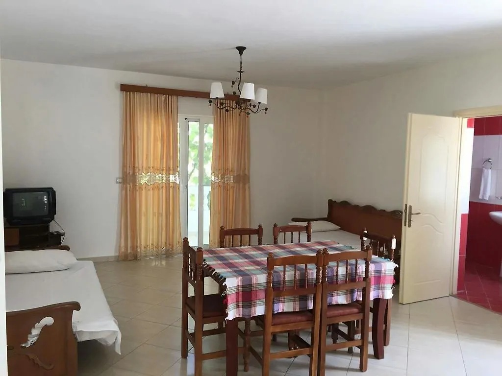 Apartment Vila Violeta Sarande