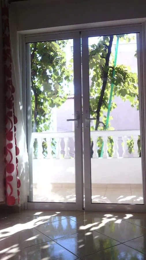 Apartment Vila Violeta Sarande 0*,